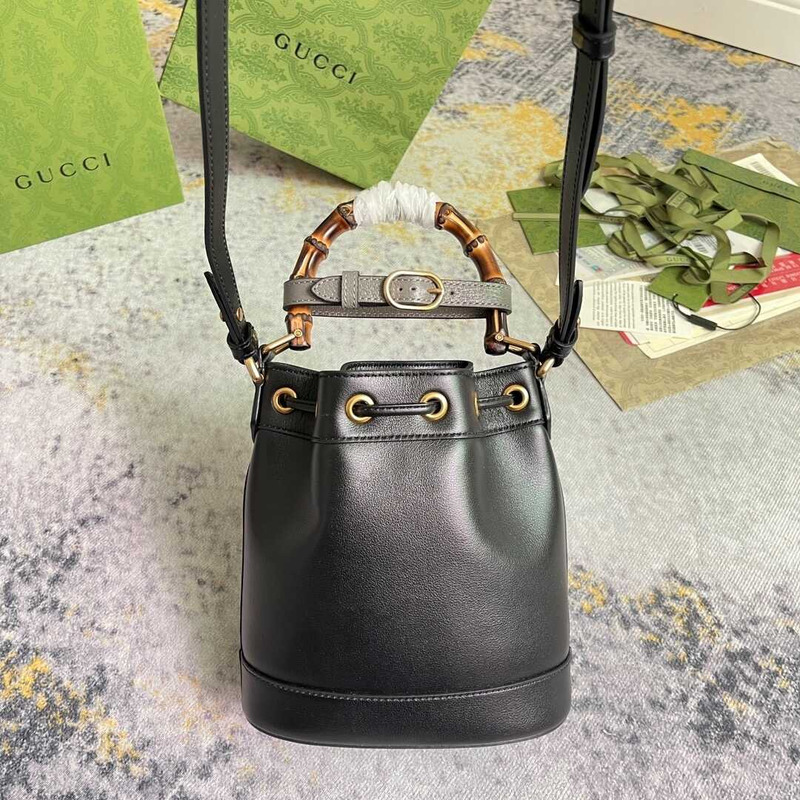 G*u*i diana mini bucket bag black