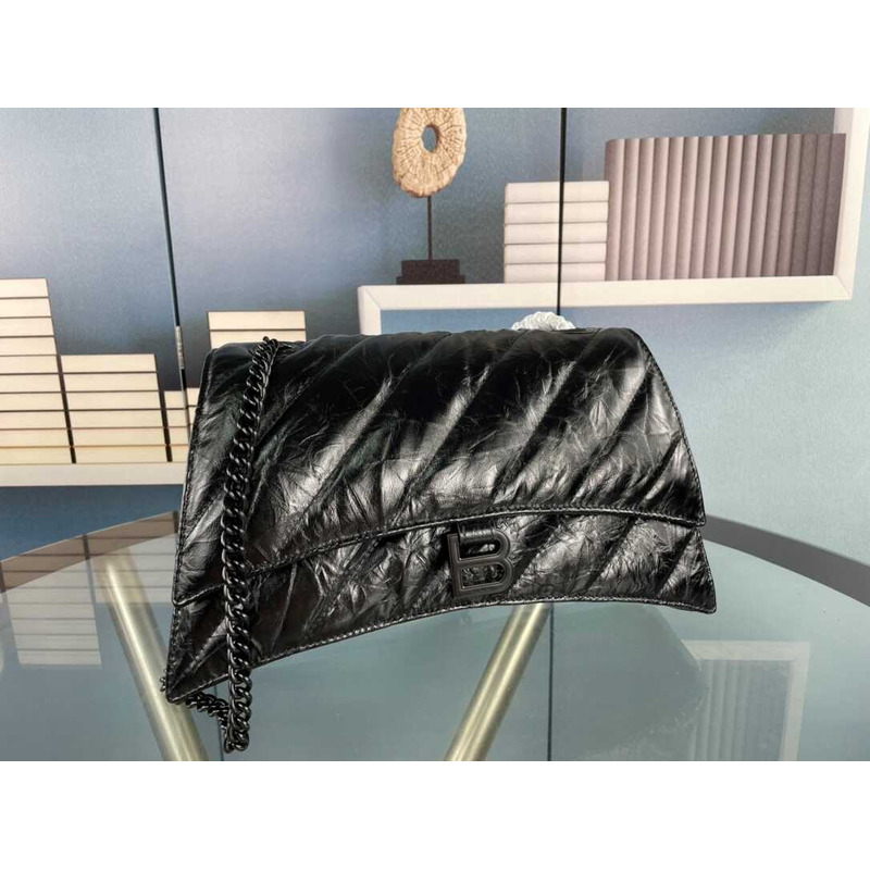 Ba*len*cia*ga quilted padded leather shoulder bag black
