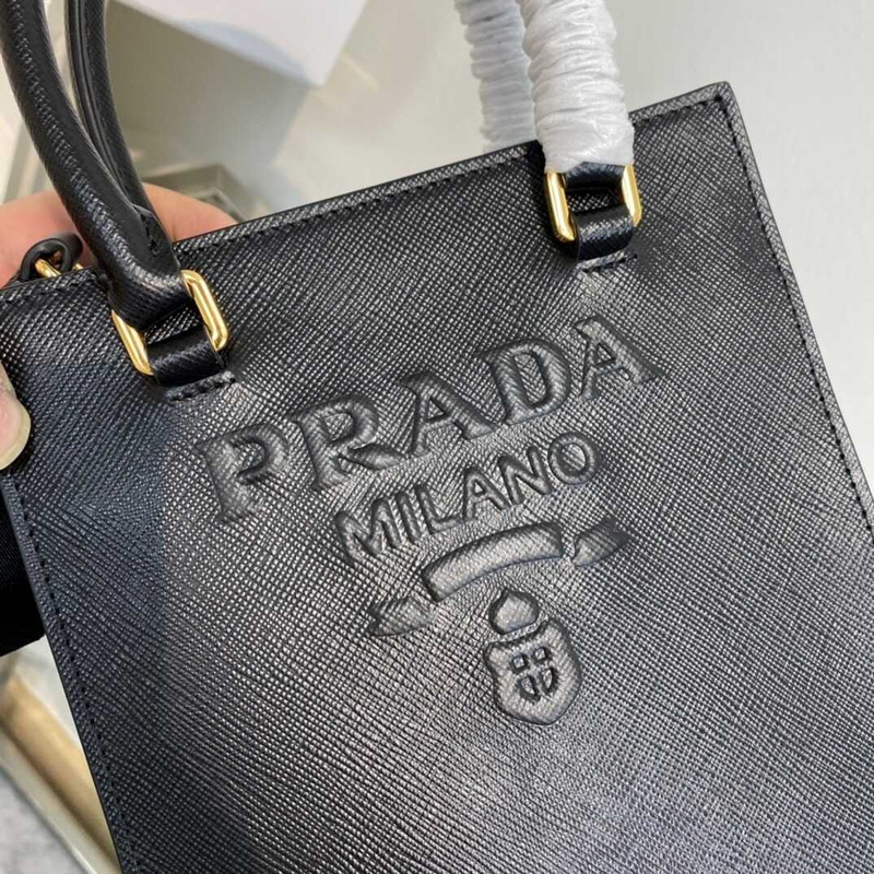 Pra*a small saffiano leather tote black