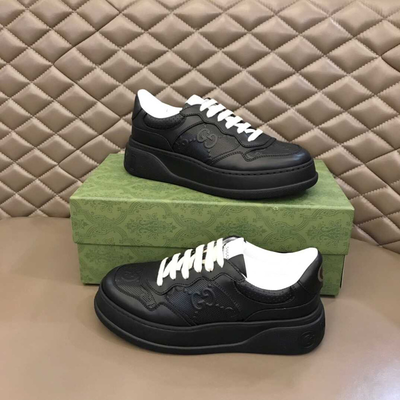 G*u*i gg embossed sneakers black