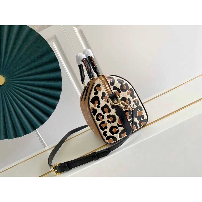 l**is V*t*n speedy 25 caramel monogram empreinte