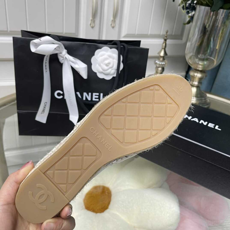 Ch*el logo quilted espadrilles white