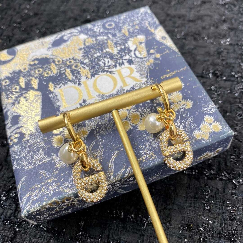 D*or pearl cd earings in gold