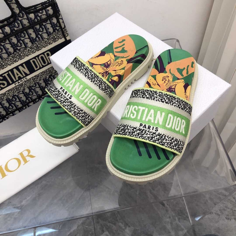 D*or dway slides reverse embroidered cotton green
