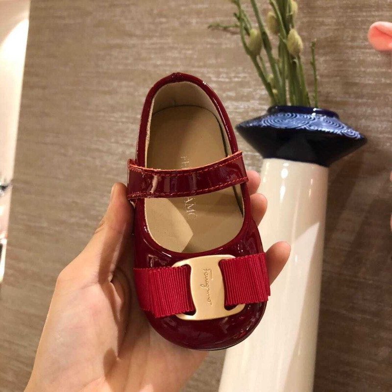 Ferragamo Kids Flat Shoes Red