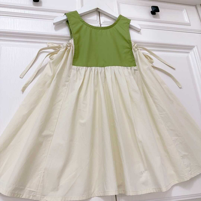 Ch*el kids dress green&beige