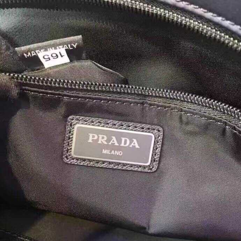 Pra*a re-nylon newest travel bags
