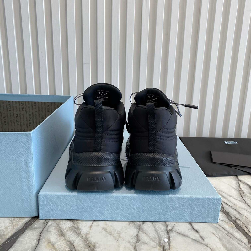 Pra*a lace up platform sneakers black