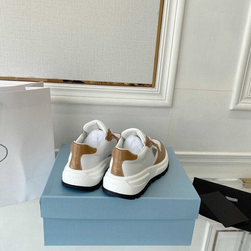Pra*a leather sneakers brown