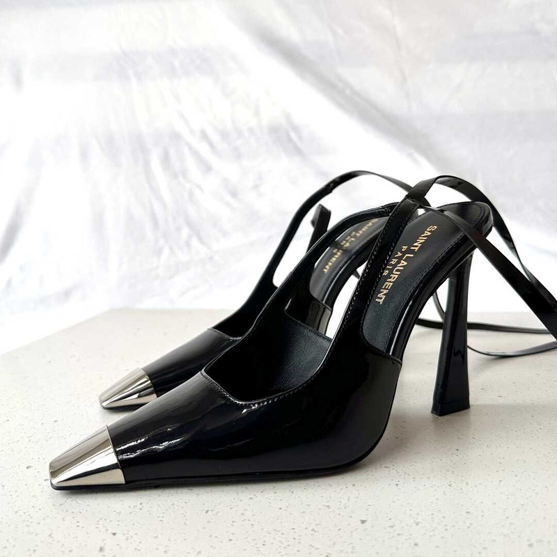 Saint Laurent Black ‘Blade’ Pumps