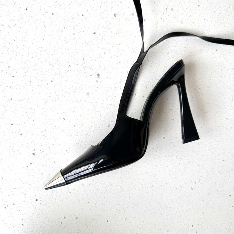 Saint Laurent Black ‘Blade’ Pumps