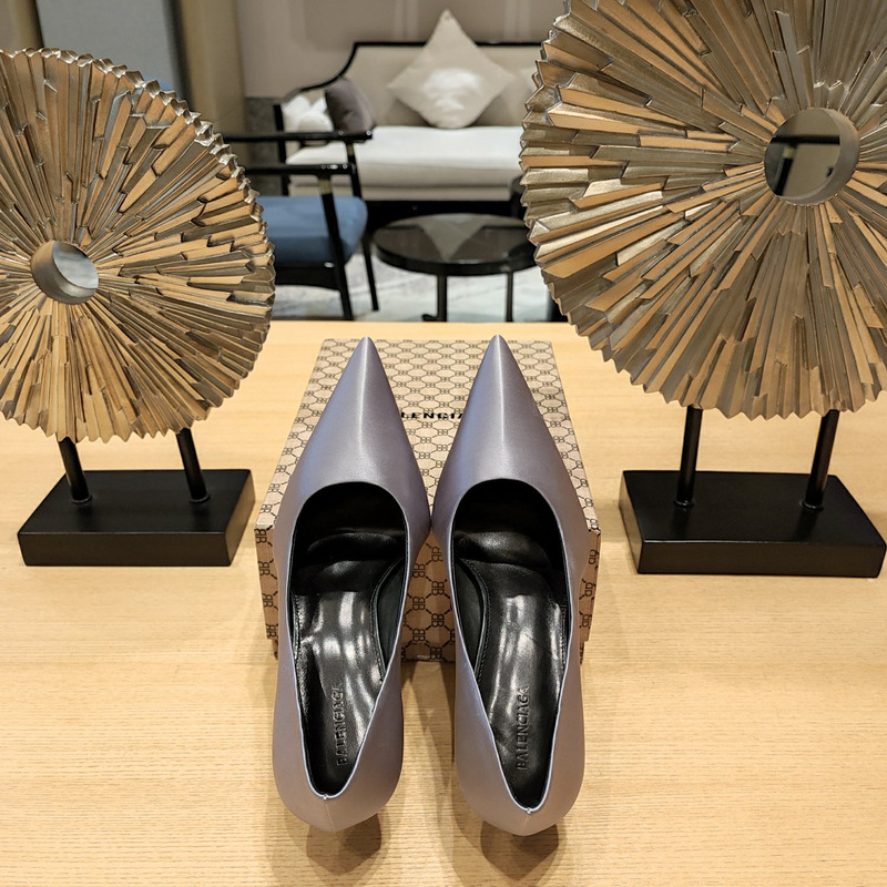 Ba*len*cia*ga silver leather high heel