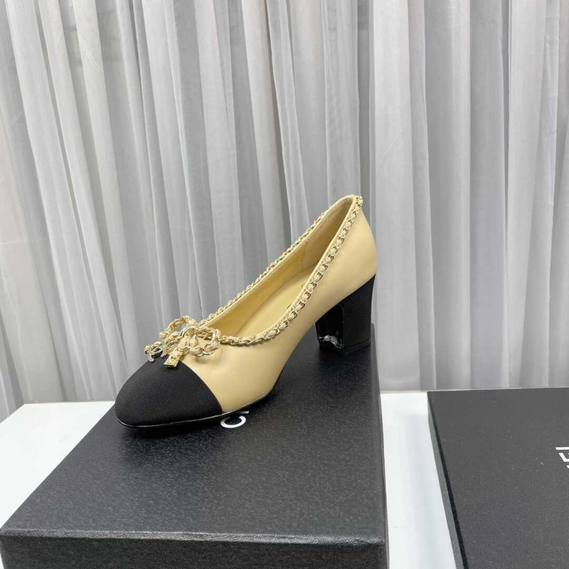 Ch*el ballerina mid heels beige and black