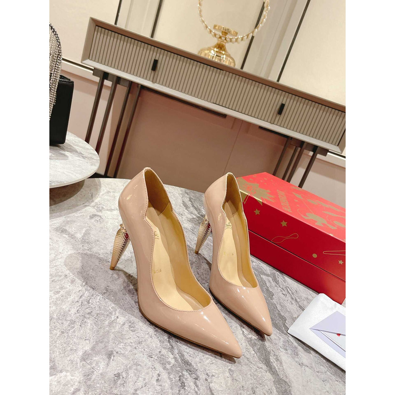 Ch**an louboutin hot chick patent leather pumps 100 nude
