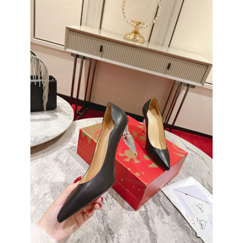 Ch**an louboutin hot chick patent leather pumps 100 black