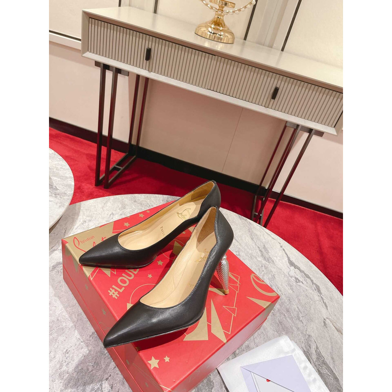 Ch**an louboutin hot chick patent leather pumps 100 black