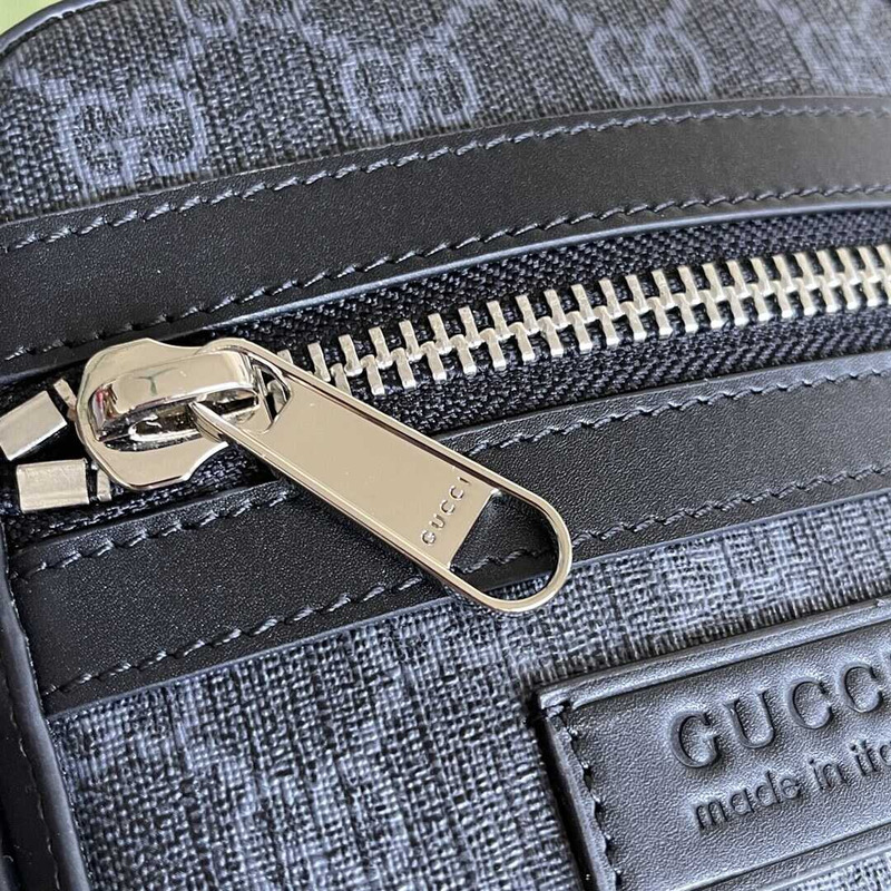g*u*i S*p*e monogram messenger bag