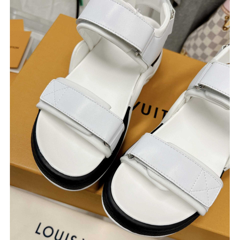 l**is V*t*n archlight sandal black and white