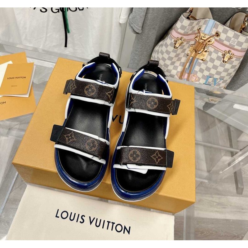 l**is V*t*n archlight sandal black and blue