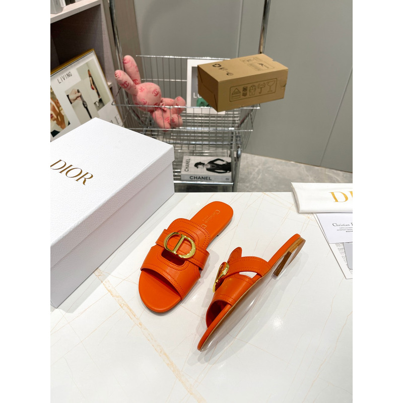 D*or 30 montaigne slide calfskin orange