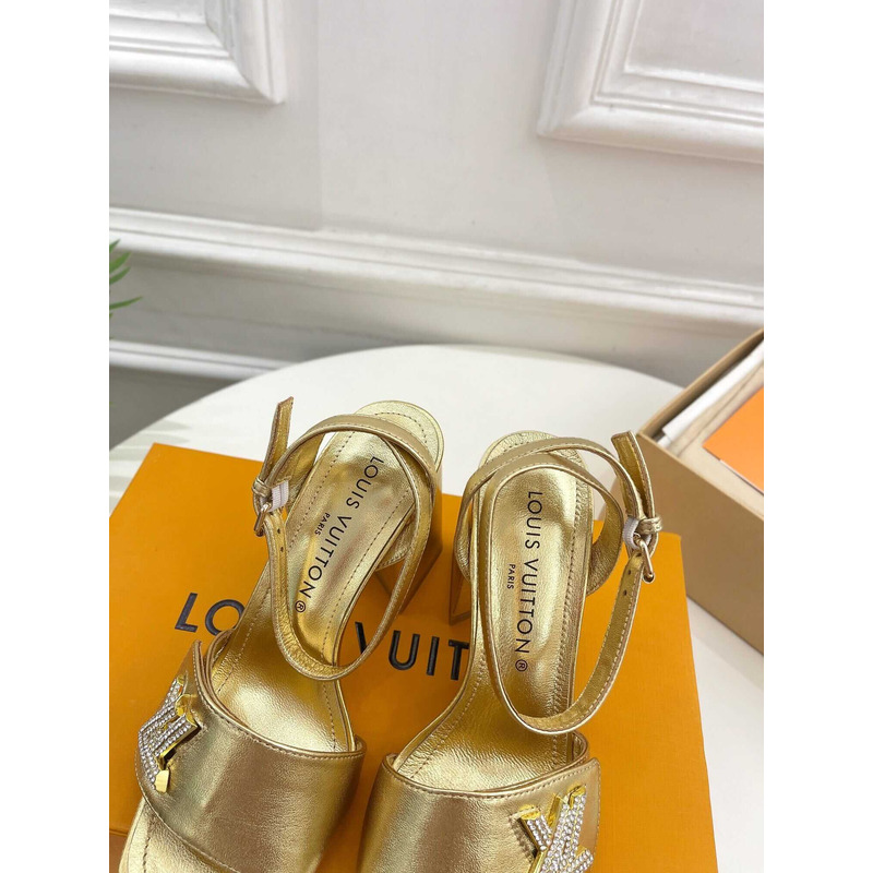 l**is V*t*n shake sandal  gold