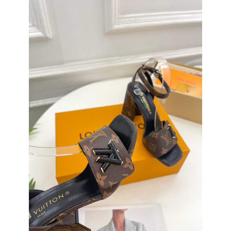 l**is V*t*n monogram silhouette line shoes heel sandals