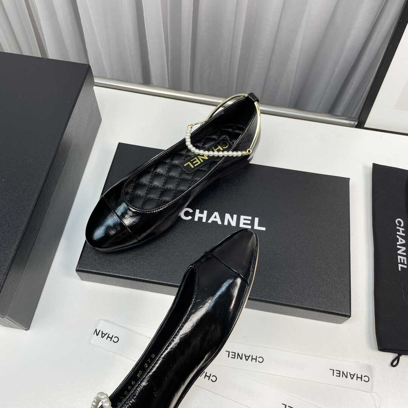 Ch*el plain leather logo ballet shoes black