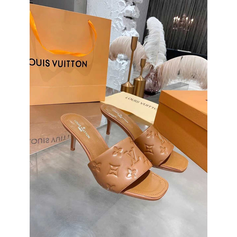 l**is V*t*n revival mule heel brown