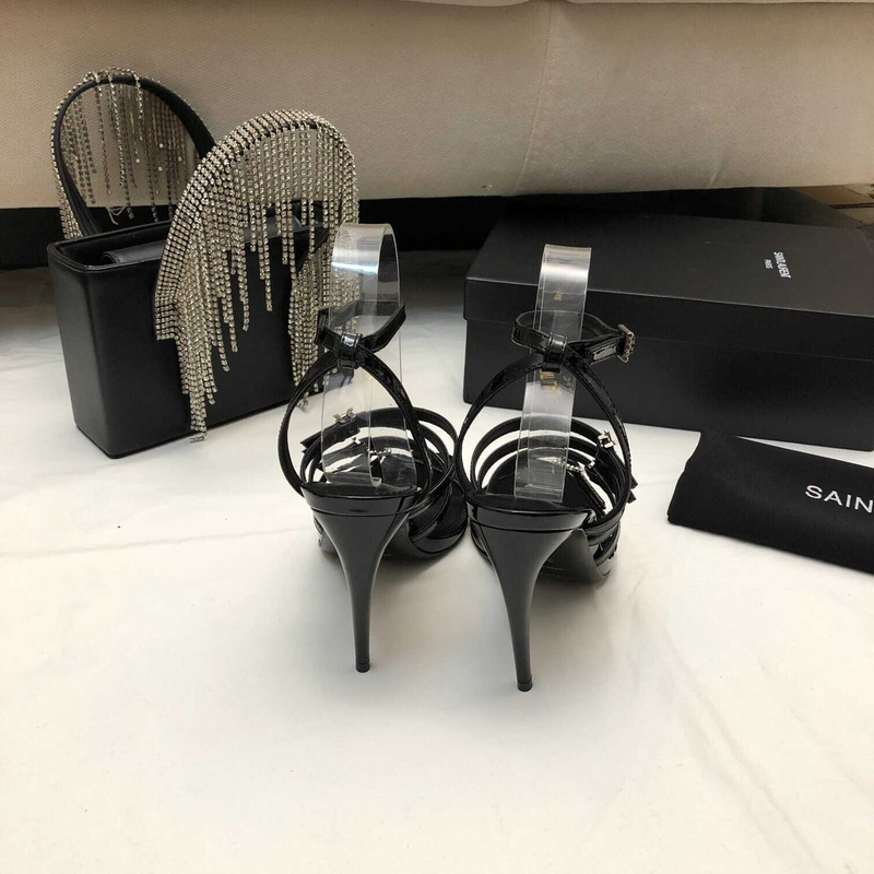 Saint Laurent Black \