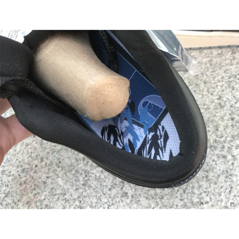 Jordan 1 Retro Low OG Mystic Navy