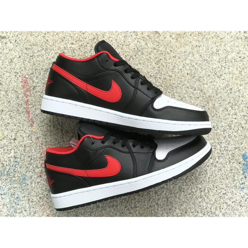 Jordan  Air Jordan 1 Low Sneakers Black