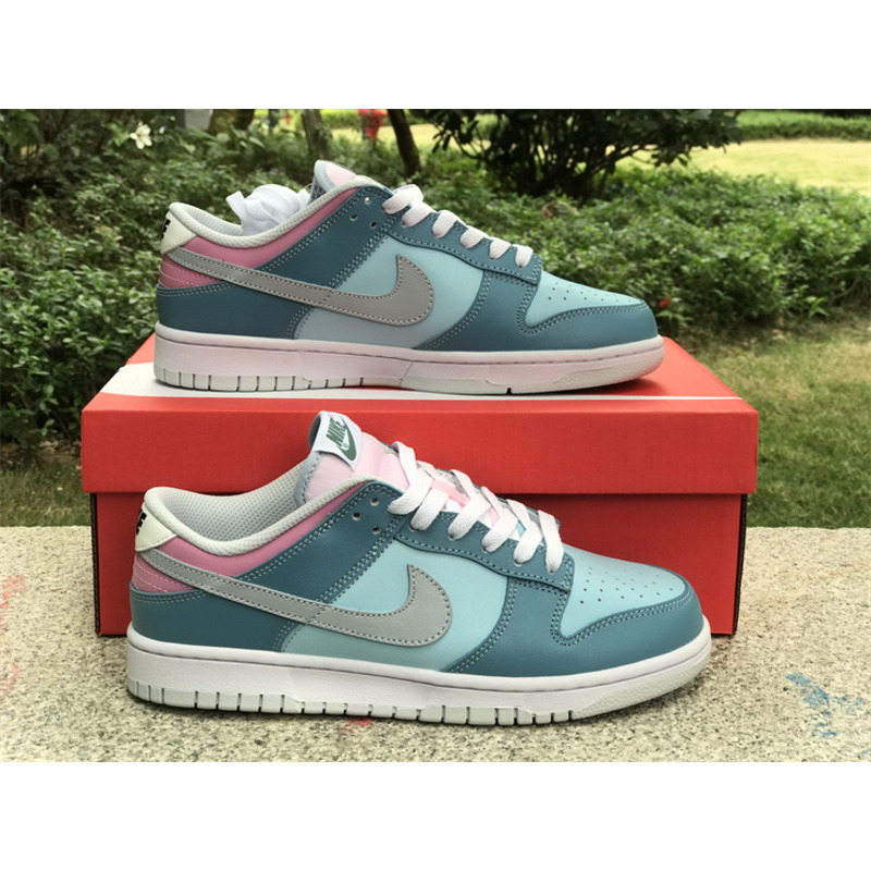 Nike Dunk Low Light Blue