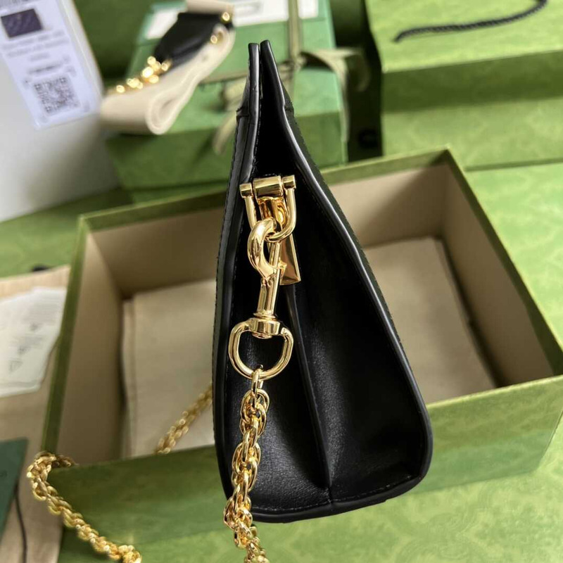 G*u*i gg matelasse small bag black leather