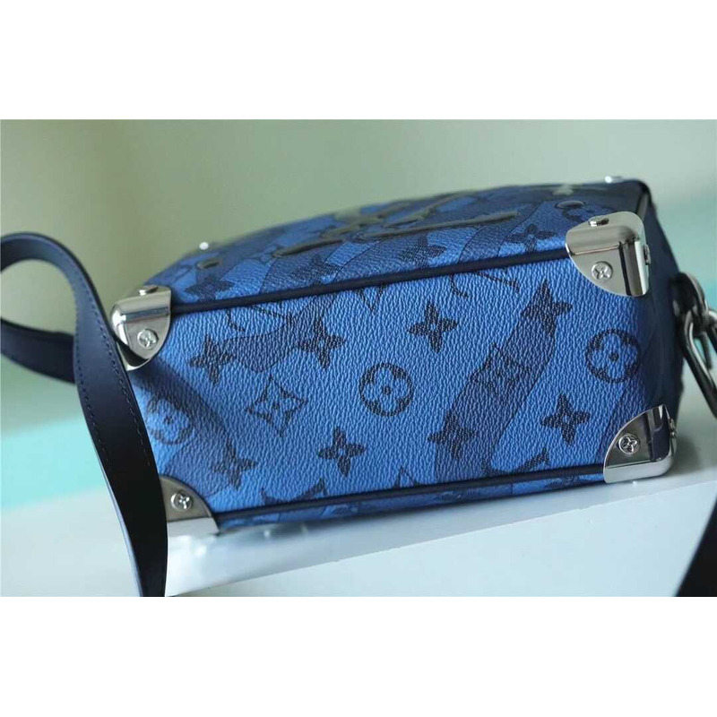 l**is V*t*n mini soft trunk abyss blue