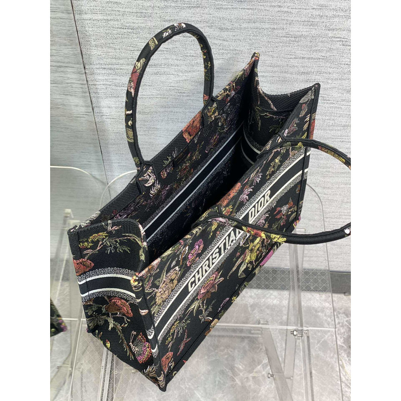 D*or large D*or book tote handbag embroidery