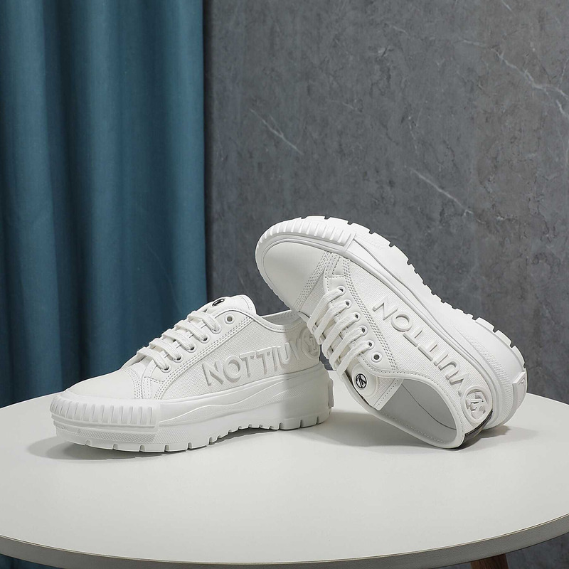 l**is V*t*n lv squad sneaker white