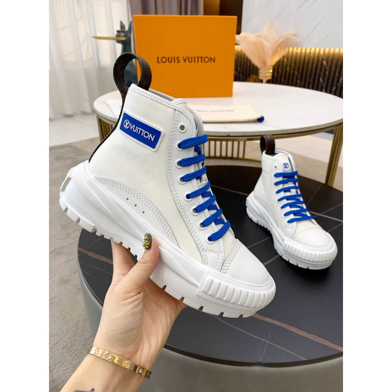 l**is V*t*n squad boot logo canvas blue and white