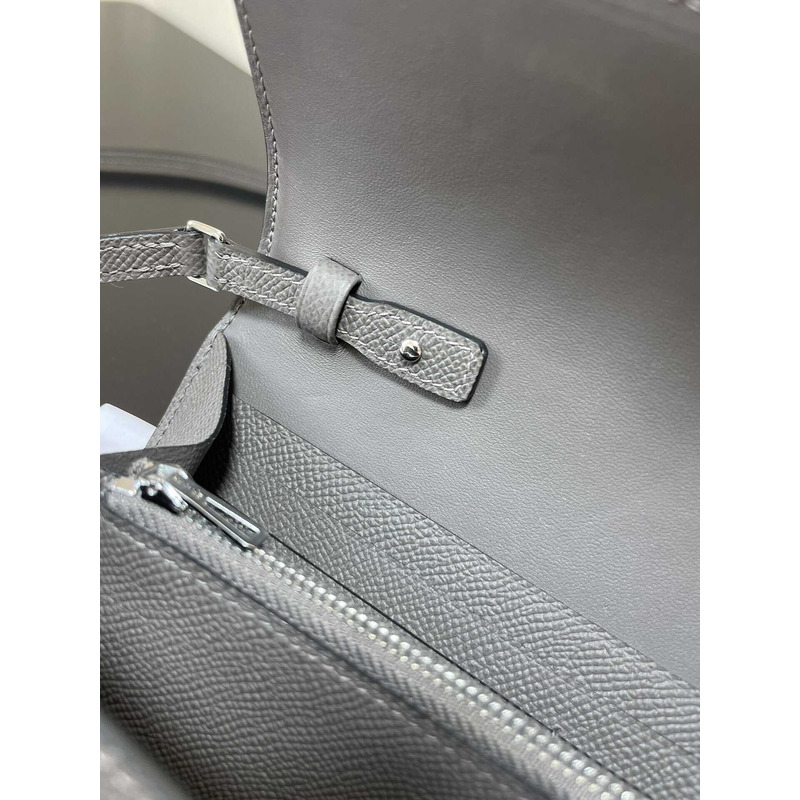 H**mes constance wallet to go silver hardware grey