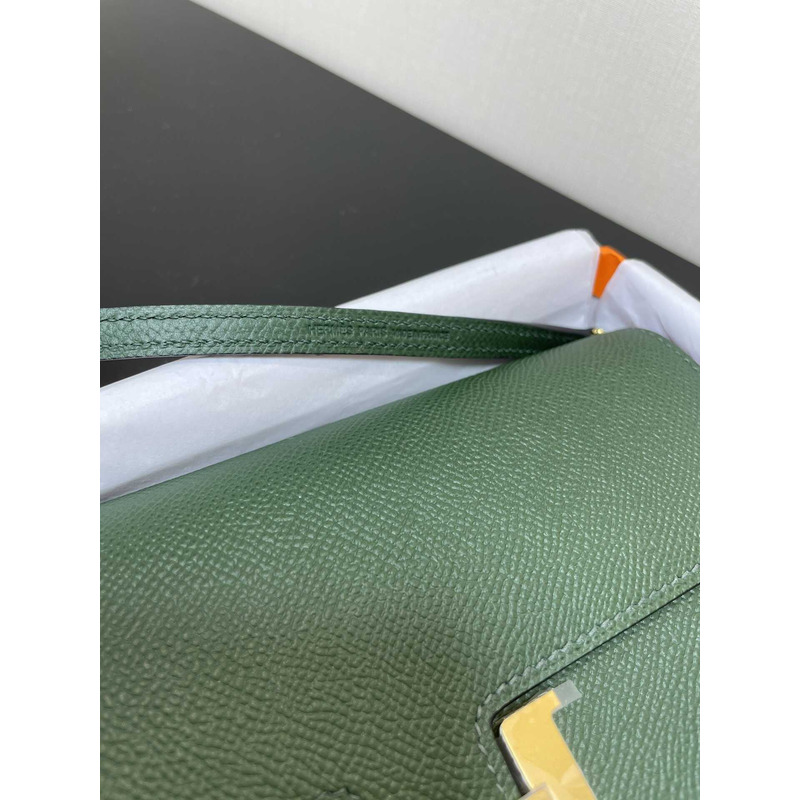 H**mes constance wallet to go gold hardware green