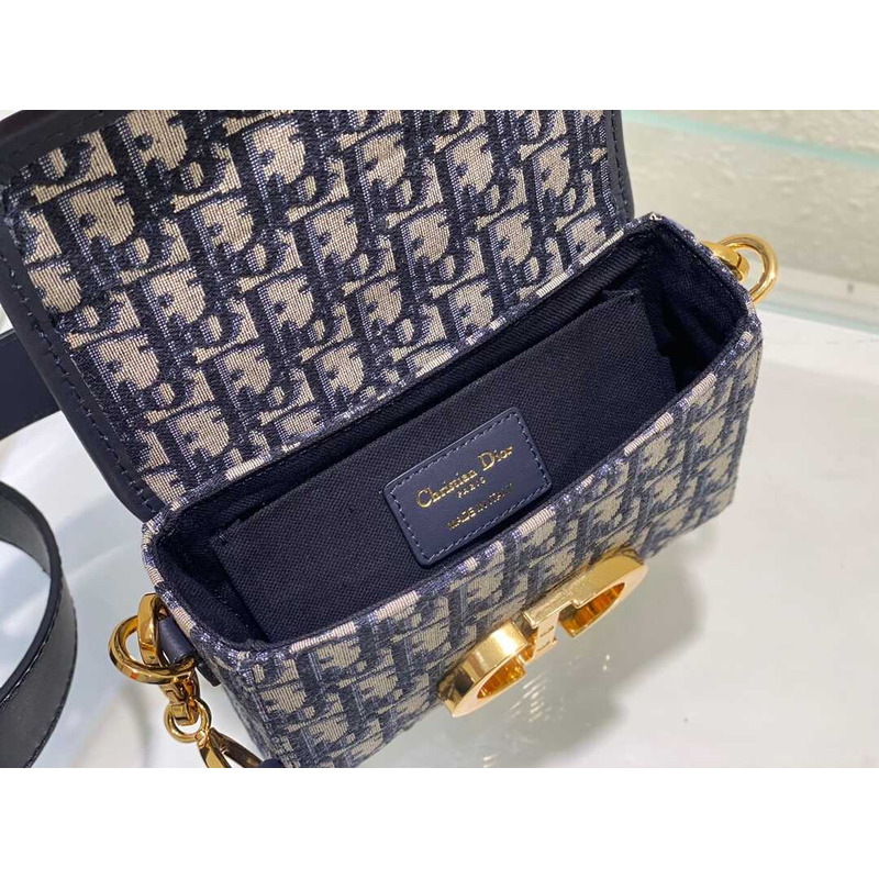 D*or 30 montaigne box bag blue oblique print