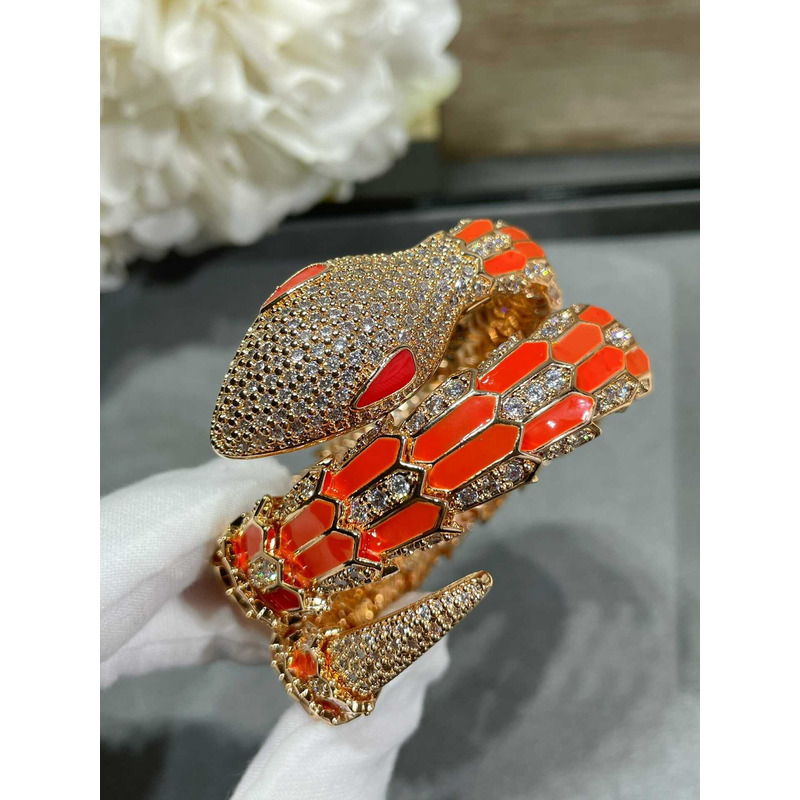 b*l*ai Di*m*nd serpenti snake bracelet