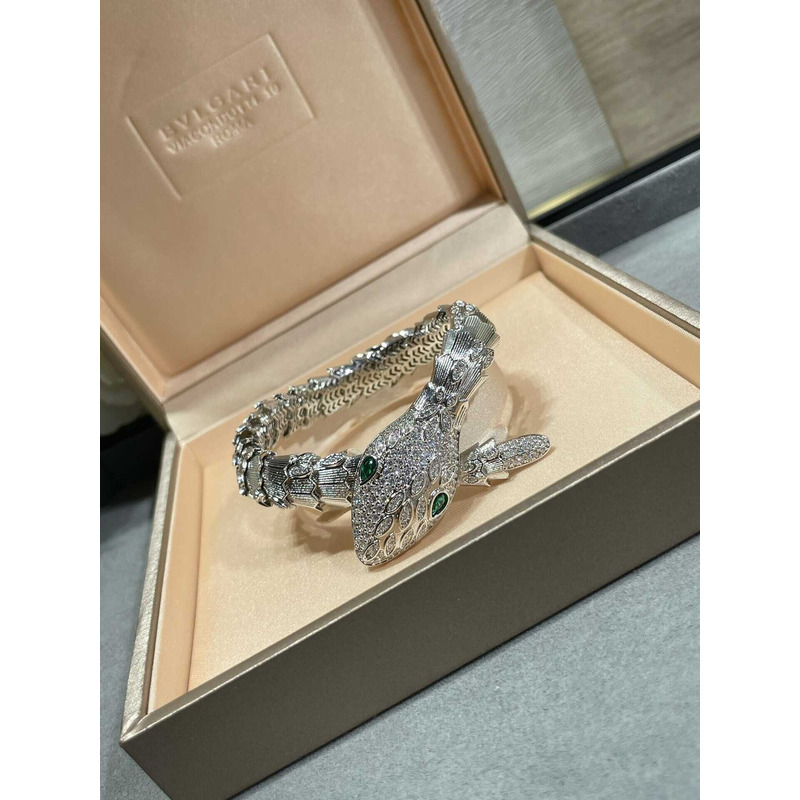 b*l*ai Di*m*nd serpenti snake bracelet