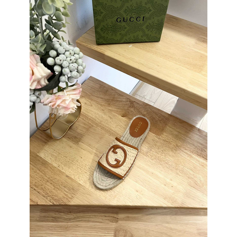 G*u*i pilar gg matelasse espadrille slide sandal beige