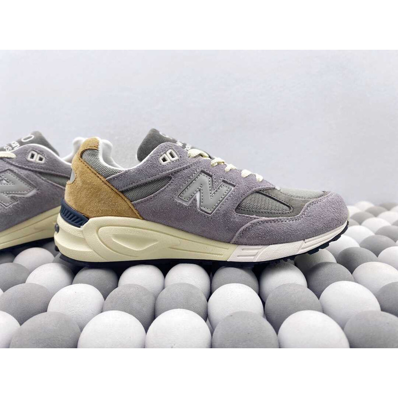 New Balance X Teddy Santis  990v2 Made In USA \