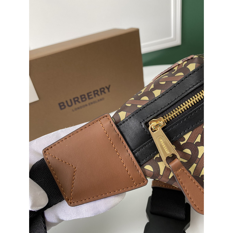B**rry logo electronic canvas belt bag
