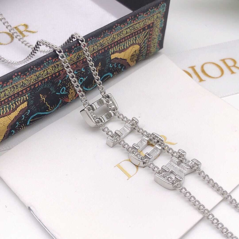 D*or logo neclace silver