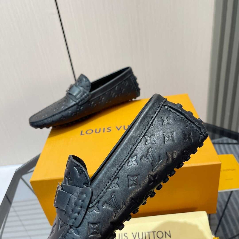 l**is V*t*n hockenheim moccasin loafer black