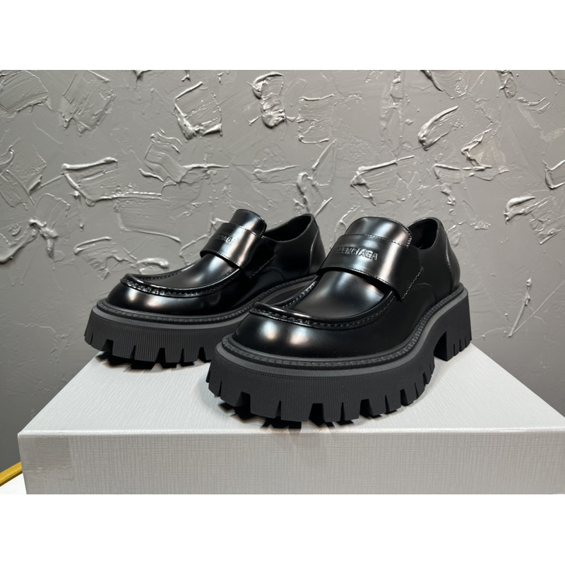 Ba*len*cia*ga tractor leather loafers black
