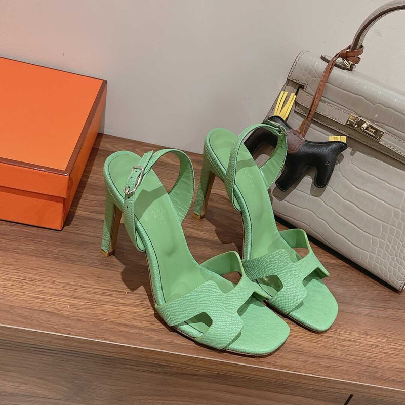 H**mes ella 105 calfskin heeled sandals green