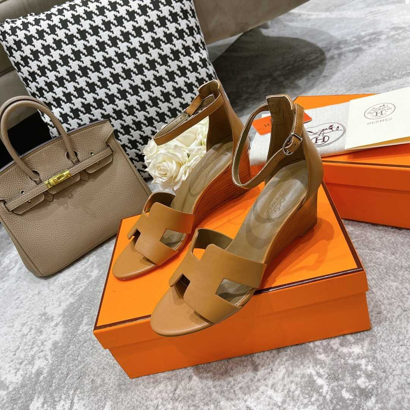 H**mes legend sandals brown